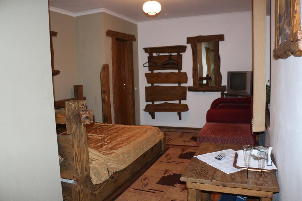 Eco Grill Hotel Restaurant Aquarius Liov Cameră foto